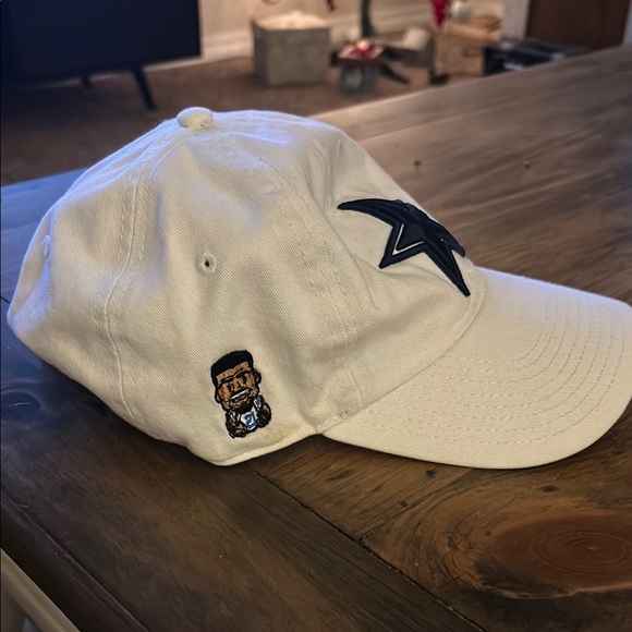 NFL White and Blue Hat - Picture 2 of 3